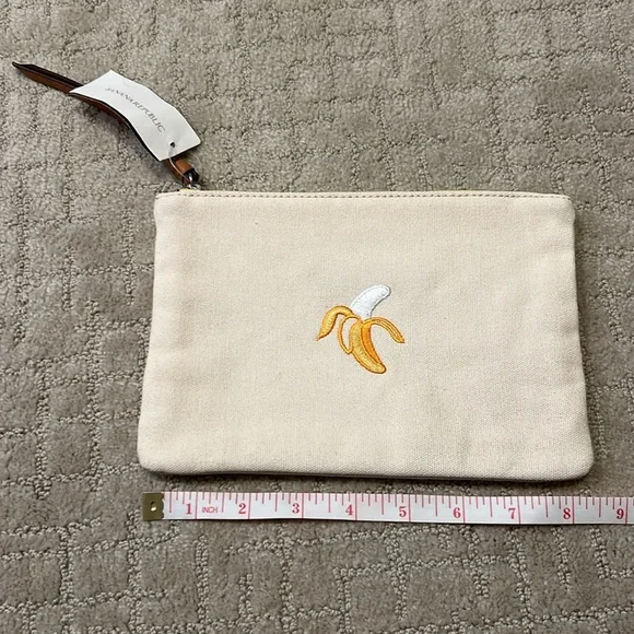 COPY - 🍌Banana Republic Canvas Pouch with embroidered banana🍌 - Picture 3 of 4